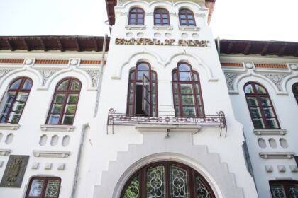 Seminarul Teologic gălăţean şi-a deschis porţile pentru un nou an şcolar – fotografia 10