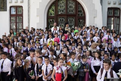 Seminarul Teologic gălăţean şi-a deschis porţile pentru un nou an şcolar – fotografia 13