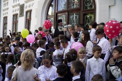 Seminarul Teologic gălăţean şi-a deschis porţile pentru un nou an şcolar – fotografia 24