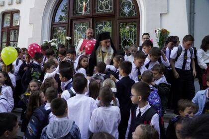 Seminarul Teologic gălăţean şi-a deschis porţile pentru un nou an şcolar – fotografia 26