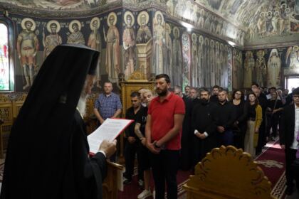 Seminarul Teologic gălăţean şi-a deschis porţile pentru un nou an şcolar – fotografia 36