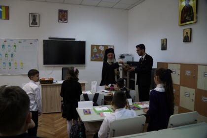 Seminarul Teologic gălăţean şi-a deschis porţile pentru un nou an şcolar – fotografia 38