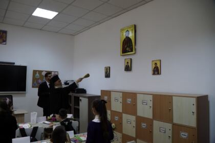 Seminarul Teologic gălăţean şi-a deschis porţile pentru un nou an şcolar – fotografia 39