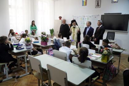 Seminarul Teologic gălăţean şi-a deschis porţile pentru un nou an şcolar – fotografia 44