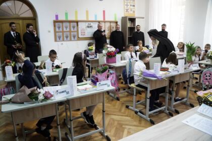 Seminarul Teologic gălăţean şi-a deschis porţile pentru un nou an şcolar – fotografia 45