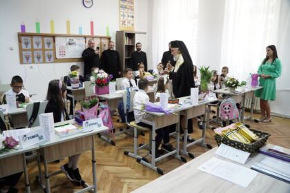 Seminarul Teologic gălăţean şi-a deschis porţile pentru un nou an şcolar – fotografia 46