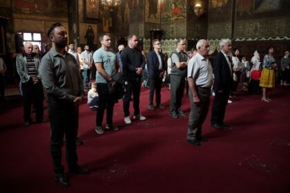 Rugăciune şi solidaritate frăţească în vreme de grea încercare – fotografia 2