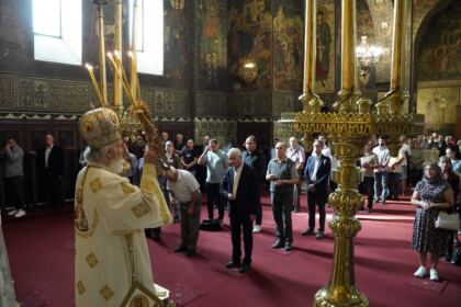 Rugăciune şi solidaritate frăţească în vreme de grea încercare – fotografia 8