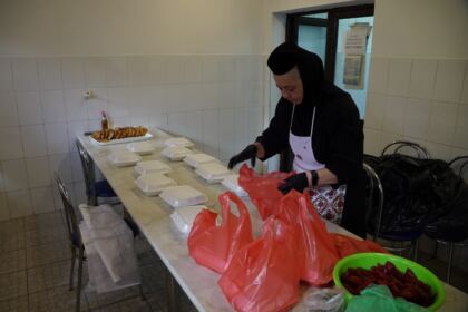 Rugăciune şi solidaritate frăţească în vreme de grea încercare – fotografia 20