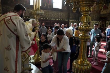 Rugăciune şi solidaritate frăţească în vreme de grea încercare – fotografia 33