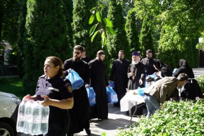 Rugăciune şi solidaritate frăţească în vreme de grea încercare – fotografia 55