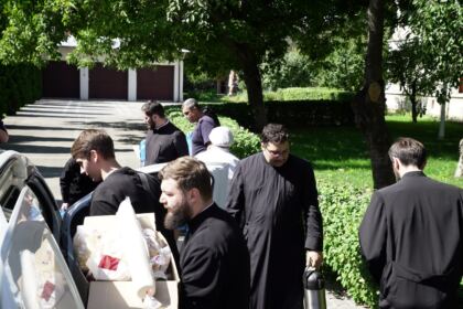 Rugăciune şi solidaritate frăţească în vreme de grea încercare – fotografia 57