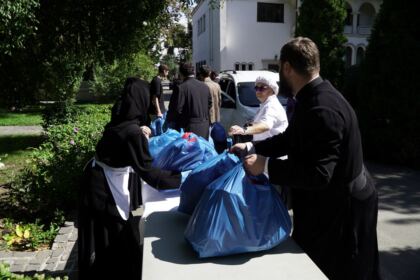 Rugăciune şi solidaritate frăţească în vreme de grea încercare – fotografia 59