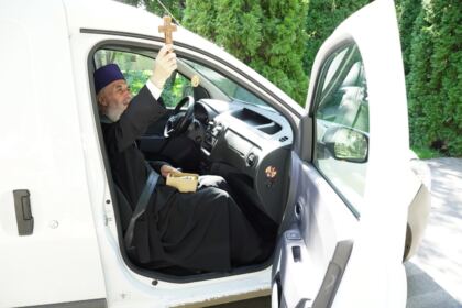 Rugăciune şi solidaritate frăţească în vreme de grea încercare – fotografia 61
