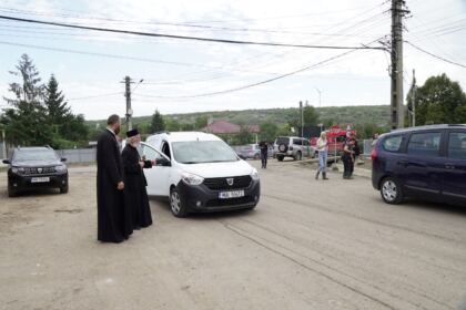 Rugăciune şi solidaritate frăţească în vreme de grea încercare – fotografia 65