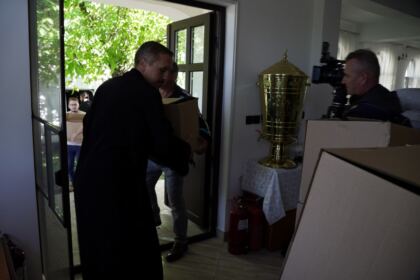 În Arhiepiscopia Dunării de Jos continuă ajutorarea sinistraţilor – fotografia 26