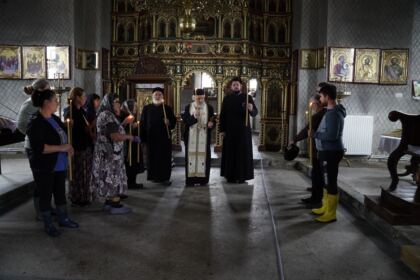 Solidaritate creştină susţinută constant pentru ajutorarea sinistraţilor – fotografia 42
