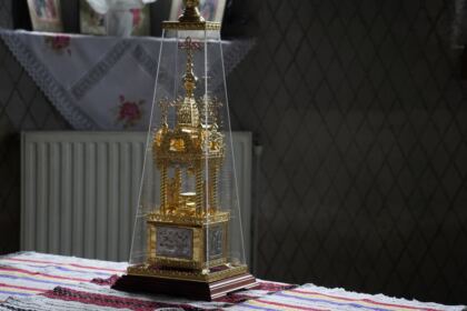 Solidaritate creştină susţinută constant pentru ajutorarea sinistraţilor – fotografia 48
