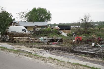 Solidaritate creştină susţinută constant pentru ajutorarea sinistraţilor – fotografia 66