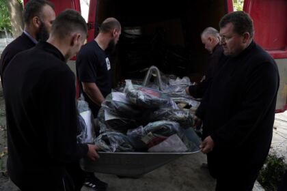 Programe şi acţiuni susţinute cu mare implicare de Biserică pentru ajutorarea sinistraţilor – fotografia 16