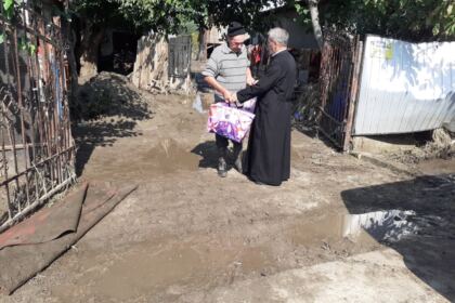 Programe şi acţiuni susţinute cu mare implicare de Biserică pentru ajutorarea sinistraţilor – fotografia 19