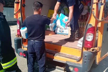 Programe şi acţiuni susţinute cu mare implicare de Biserică pentru ajutorarea sinistraţilor – fotografia 26
