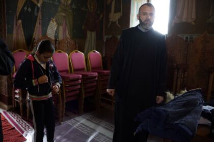 Împlemetarea programul social-filantropic eparhial „Ne înnoim pentru a merge la şcoală“ – fotografia 39