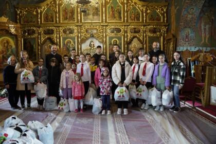 Împlemetarea programul social-filantropic eparhial „Ne înnoim pentru a merge la şcoală“ – fotografia 48