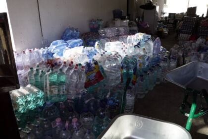 Ajutoarele umanitare de la două mitropolii din ţară au ajuns în zona sinistrată – fotografia 26