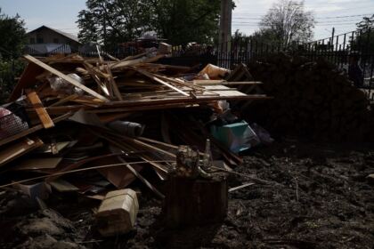 Ajutoare oferite constant de Biserică copiilor şi familiilor sinistrate – fotografia 60