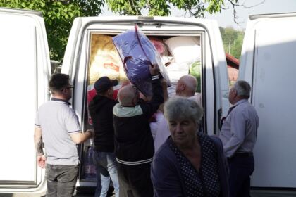 Episcopia Tulcii solidară cu sinitraţii din Câmpia Covurluiului – fotografia 3