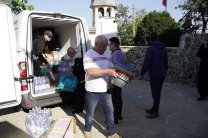 Episcopia Tulcii solidară cu sinitraţii din Câmpia Covurluiului – fotografia 12