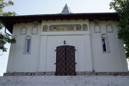Episcopia Tulcii solidară cu sinitraţii din Câmpia Covurluiului – fotografia 20
