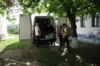 Episcopia Tulcii solidară cu sinitraţii din Câmpia Covurluiului – fotografia 22