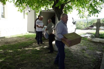 Episcopia Tulcii solidară cu sinitraţii din Câmpia Covurluiului – fotografia 24