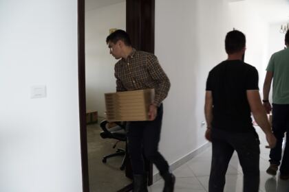 Programele eparhiale de ajutorare a sinistraţilor continuă în Arhiepiscopia Dunării de Jos – fotografia 50