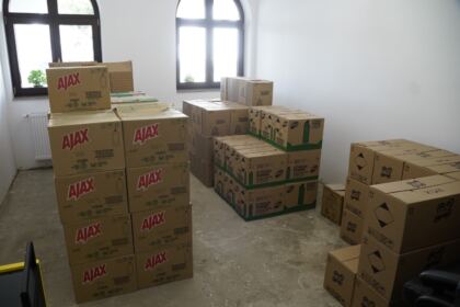Programele eparhiale de ajutorare a sinistraţilor continuă în Arhiepiscopia Dunării de Jos – fotografia 58
