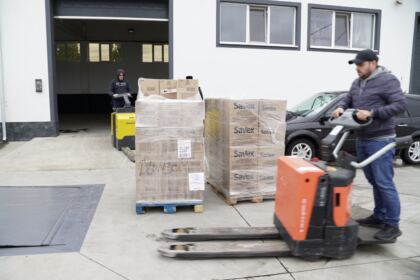 Noi transporturi cu ajutoare umanitare pentru sinistraţii din judeţul Galaţi – fotografia 12