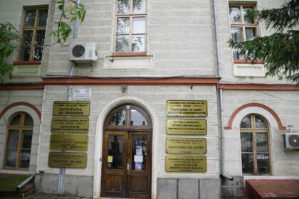 Deschiderea unui nou an universitar la Galaţi – fotografia 19