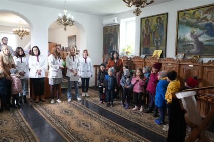 Daruri pentru preşcolarii din satele Bălăşeşti şi Ciureştii Noi, județul Galați – fotografia 24