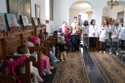Daruri pentru preşcolarii din satele Bălăşeşti şi Ciureştii Noi, județul Galați – fotografia 25