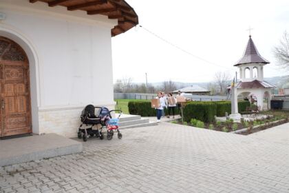 Daruri pentru preşcolarii din satele Bălăşeşti şi Ciureştii Noi, județul Galați – fotografia 42