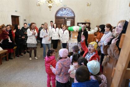 Daruri pentru preşcolarii din satele Bălăşeşti şi Ciureştii Noi, județul Galați – fotografia 49