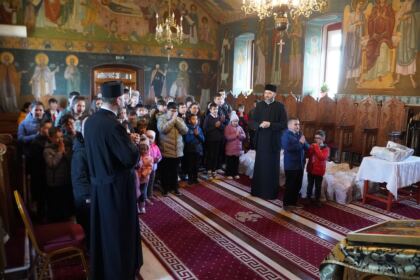 Implementarea programul social-filantropic „Ne înnoim de Sfintele Paşti” pentru copiii din familiile sinistrate – fotografia 3