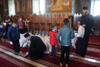 Implementarea programul social-filantropic „Ne înnoim de Sfintele Paşti” pentru copiii din familiile sinistrate – fotografia 7