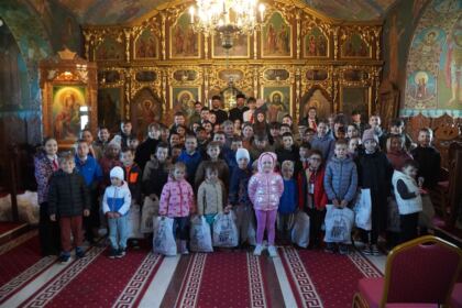 Implementarea programul social-filantropic „Ne înnoim de Sfintele Paşti” pentru copiii din familiile sinistrate – fotografia 20
