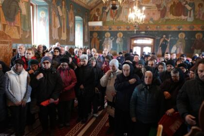 Daruri pascale pentru familiile sinistrate din judeţul Galaţi – fotografia 19