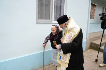 Daruri pascale pentru familiile sinistrate din judeţul Galaţi – fotografia 38