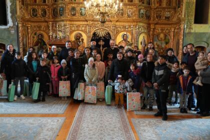 Programului social-filantropic „Ne înnoim de Sfintele Paşti“ a continuat în Protopopiatul Galaţi – fotografia 17
