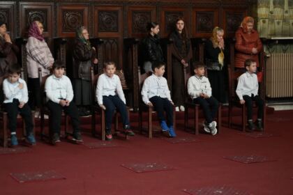 Rânduiala spălării picioarelor la Catedrala Arhiepiscopală din Galaţi – fotografia 8